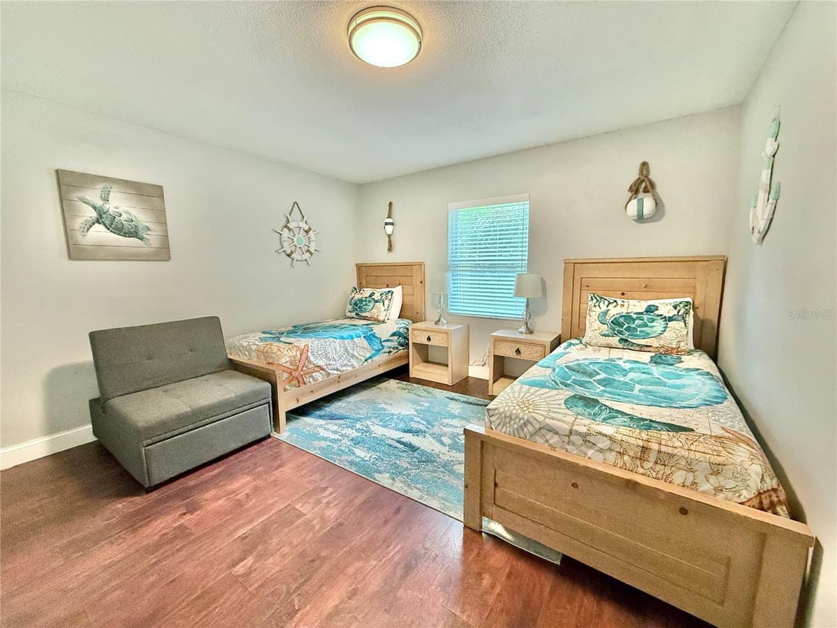 1237 LOTUS PATH — photo 23 of 35
