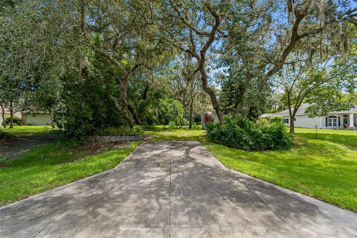 6568 MILLSTONE DRIVE — photo 49 of 55