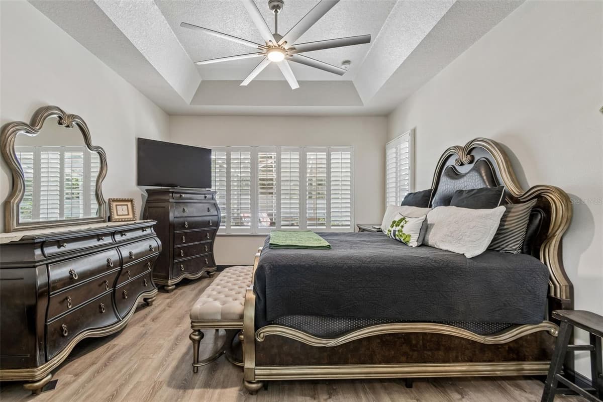 6568 MILLSTONE DRIVE — photo 23 of 55