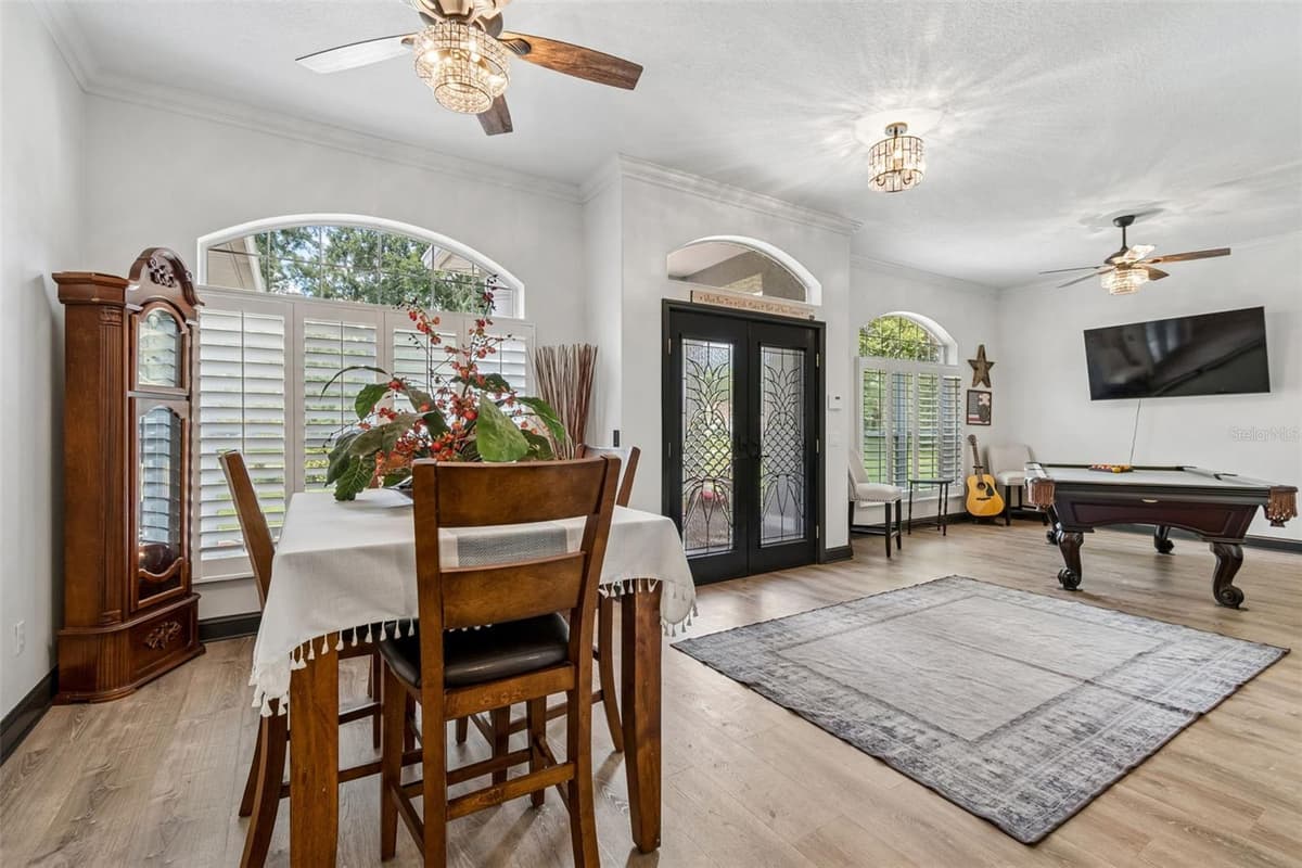 6568 MILLSTONE DRIVE — photo 12 of 55
