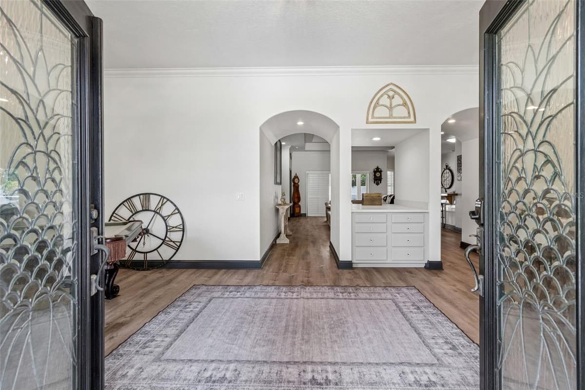 6568 MILLSTONE DRIVE — photo 8 of 55