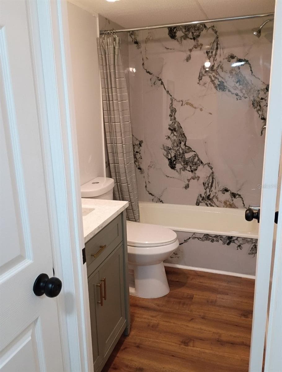 105 CANARY LANE — photo 8 of 32