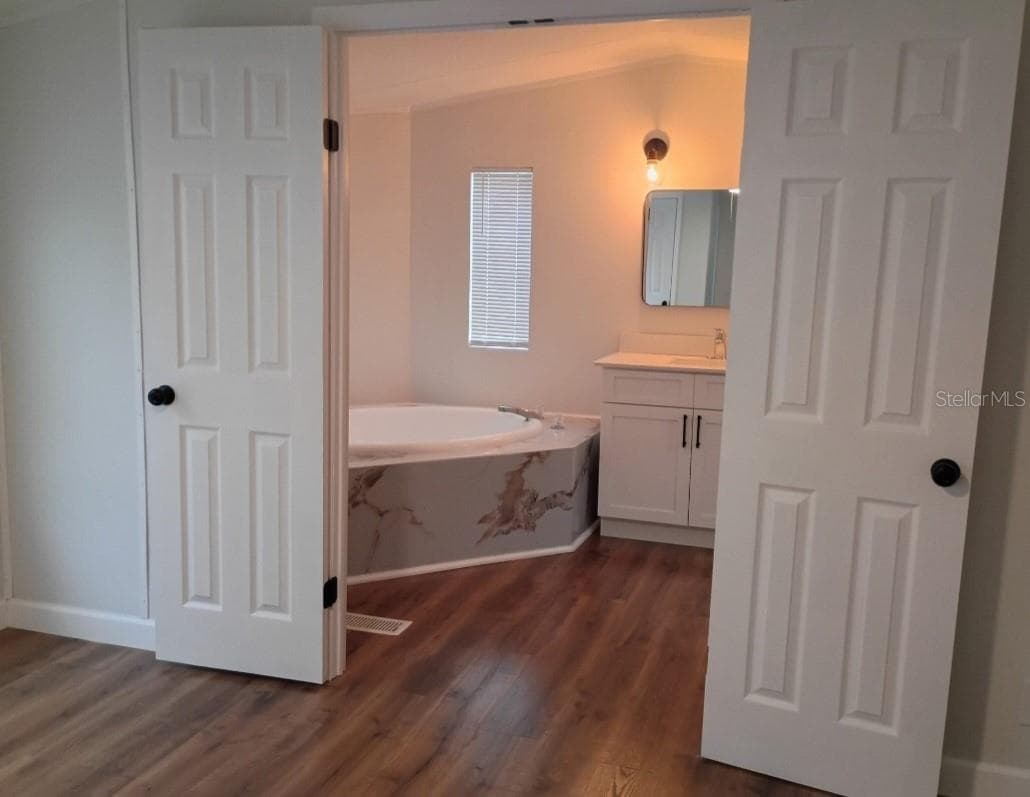 105 CANARY LANE — photo 14 of 32