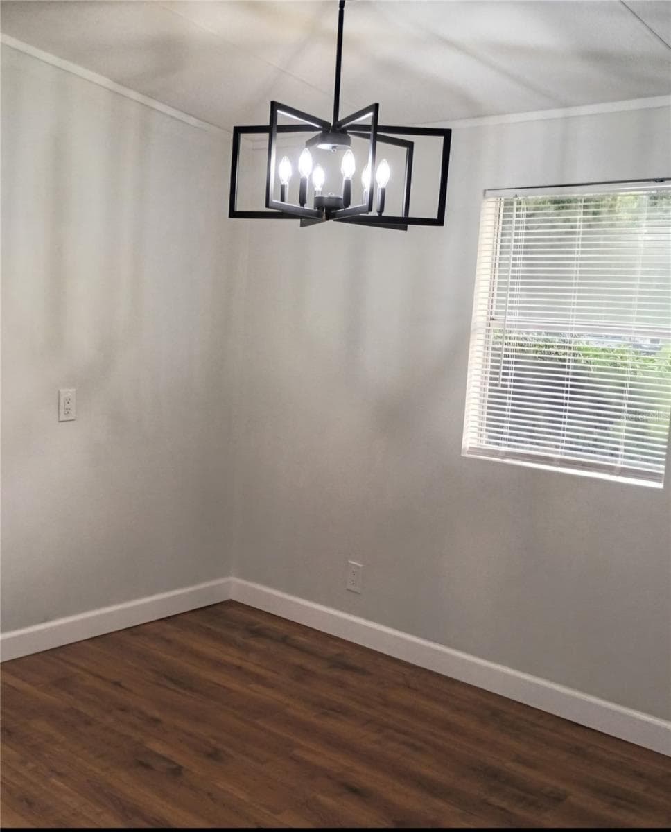 105 CANARY LANE — photo 6 of 32