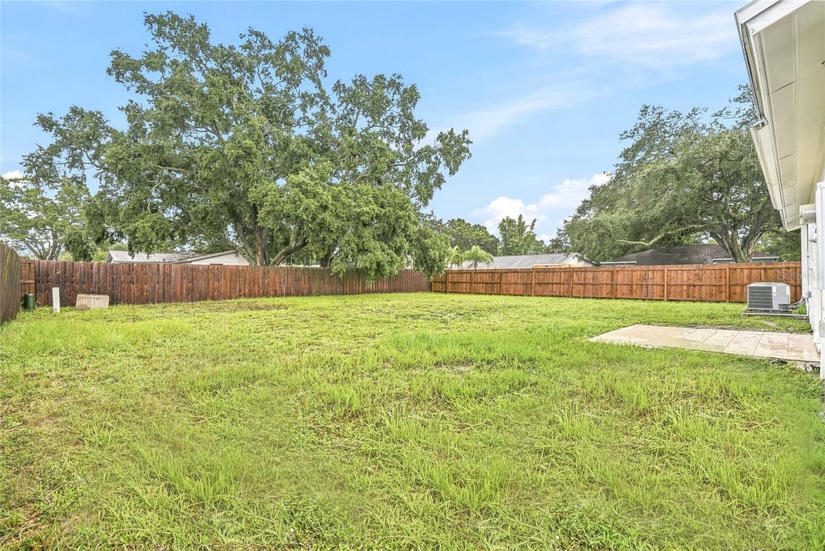 6197 98TH AVENUE — photo 33 of 38