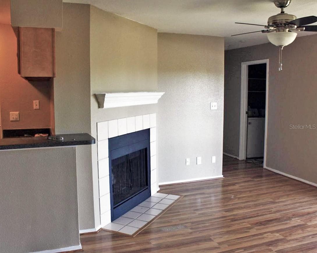 9100 DR MARTIN LUTHER KING JR STREET — photo 3 of 9