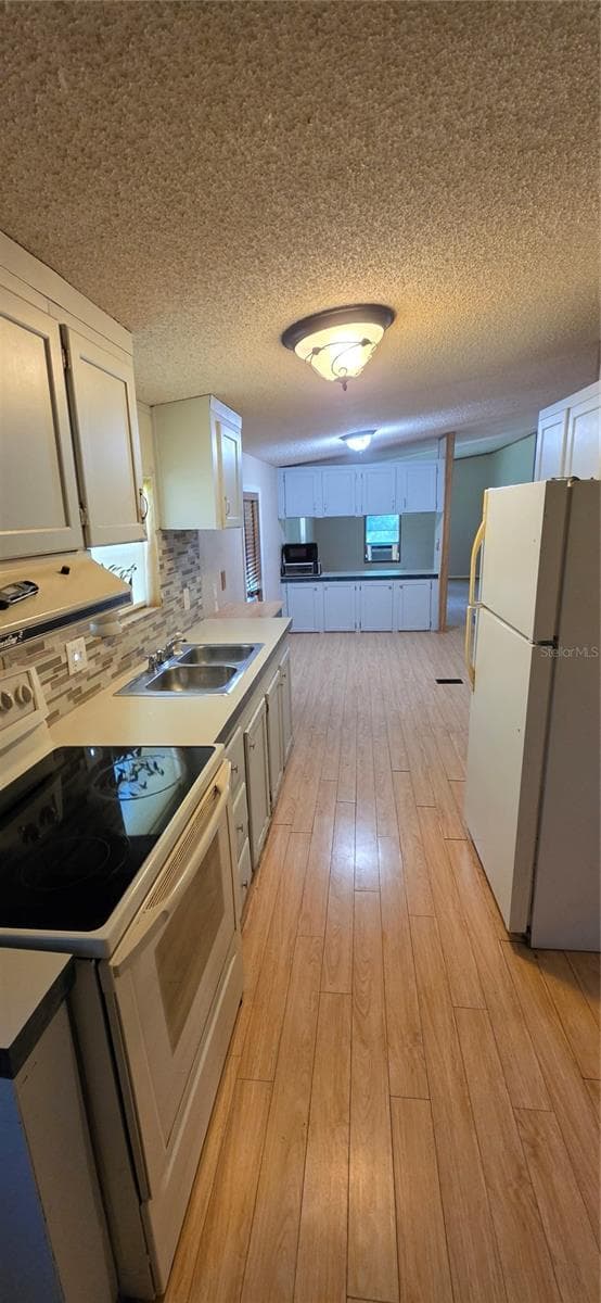 3415 CR 679 — photo 13 of 24