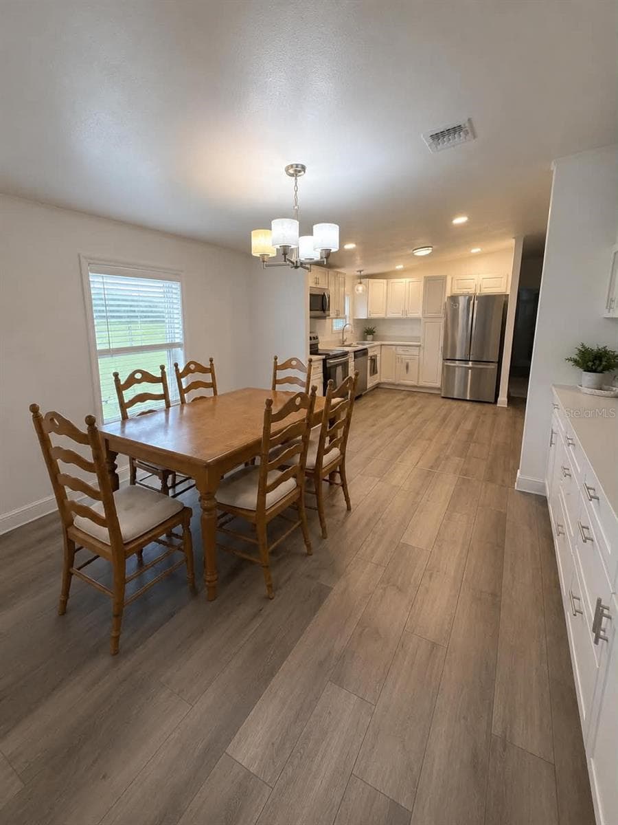 3627 TOM MATTHEWS ROAD — photo 5 of 57