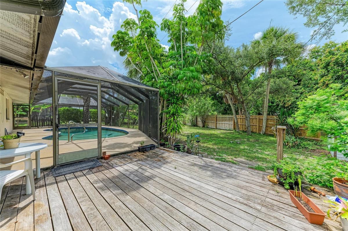 523 CASAS BONITAS DRIVE — photo 32 of 39
