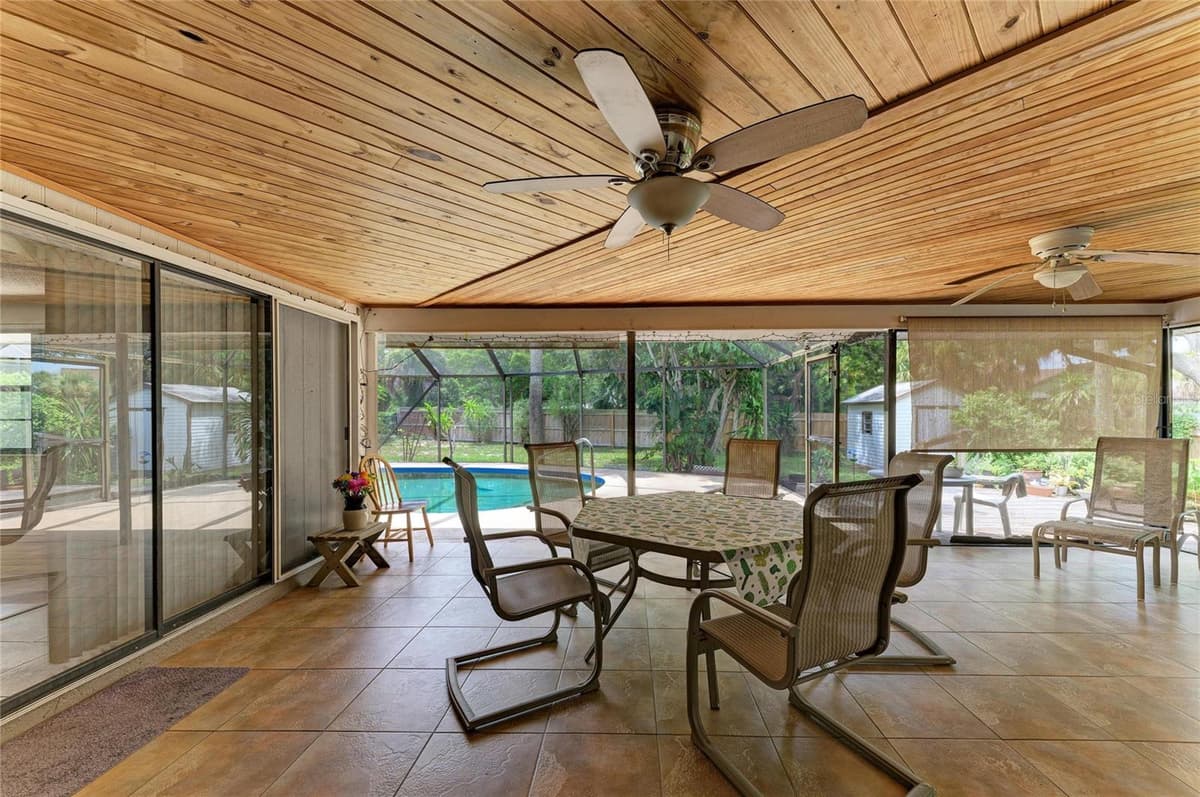 523 CASAS BONITAS DRIVE — photo 28 of 39