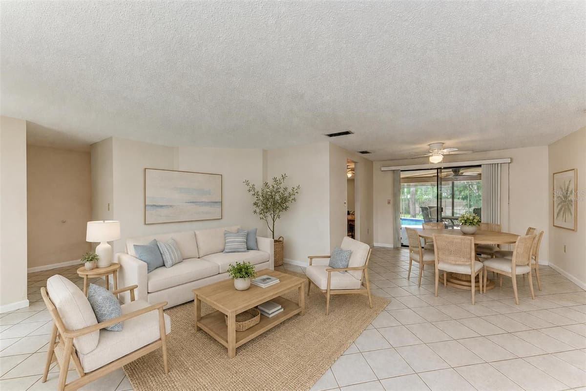 523 CASAS BONITAS DRIVE — photo 11 of 39