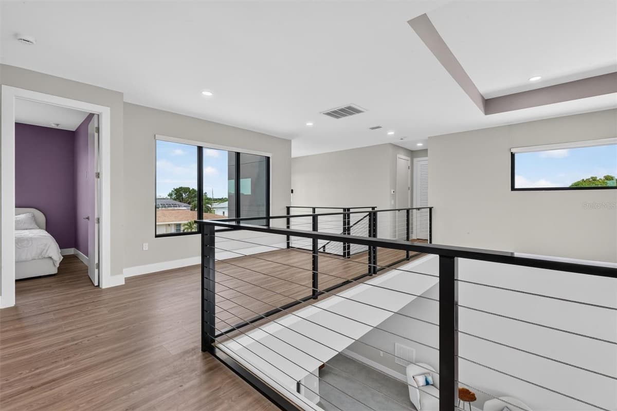133 LELAND — photo 37 of 62