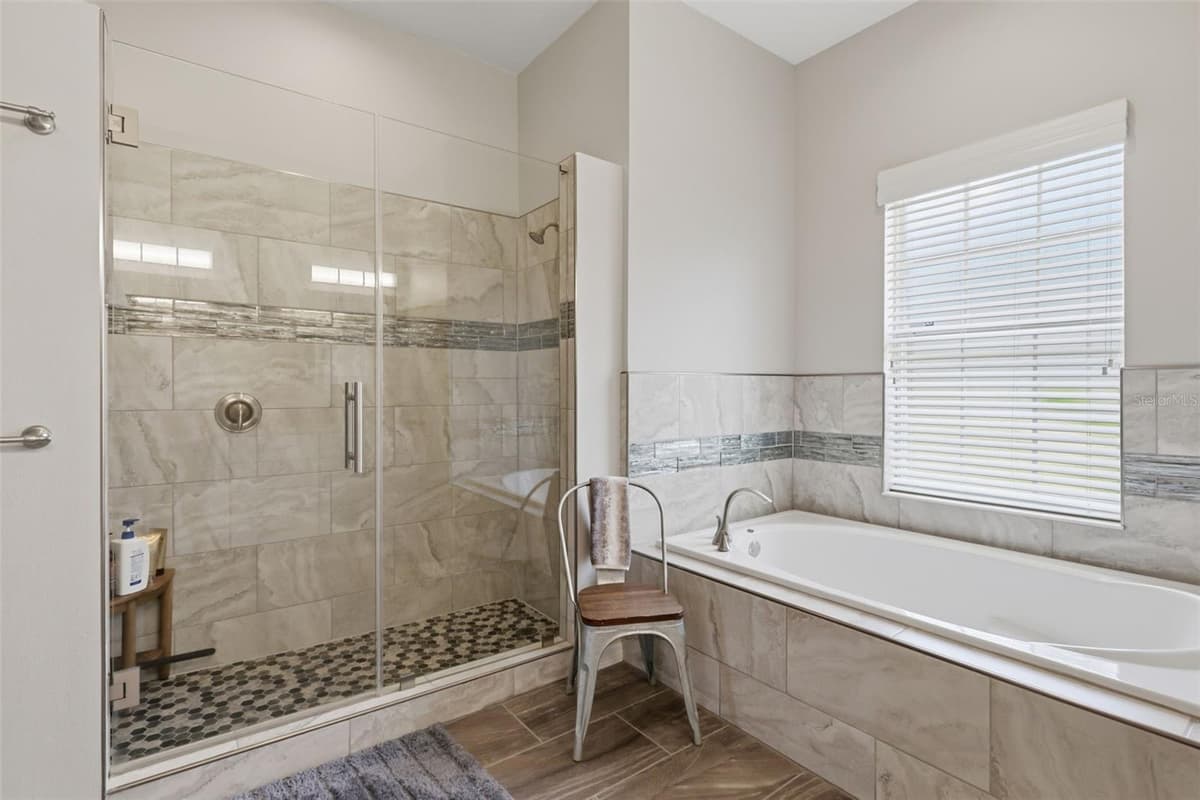 5519 AURORA DRIVE — photo 19 of 29