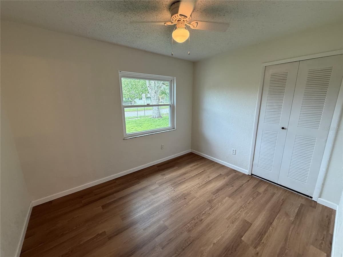202 YALE DRIVE — photo 19 of 24