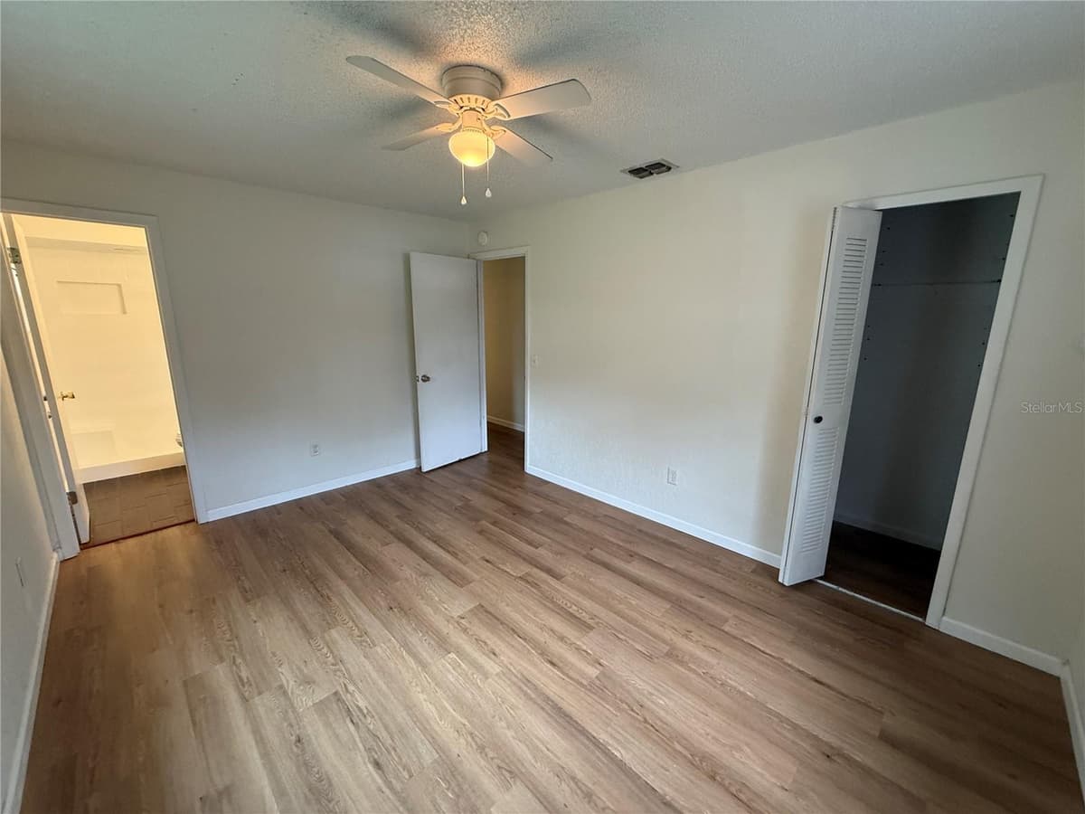 202 YALE DRIVE — photo 13 of 24