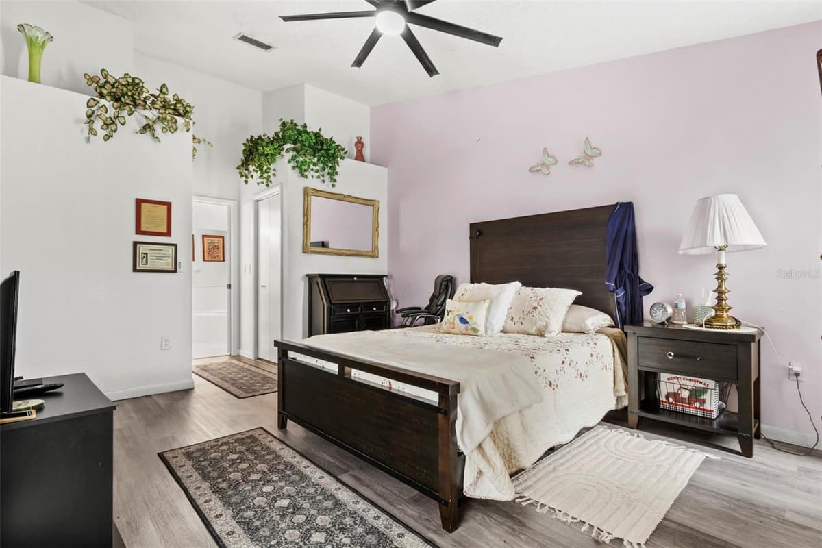 9288 NEW ORLEANS DRIVE — photo 13 of 27