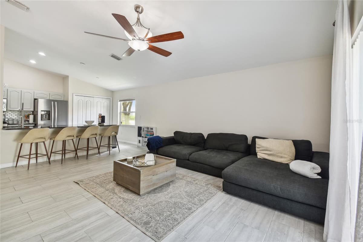 24541 LAUREL RIDGE DRIVE — photo 16 of 38