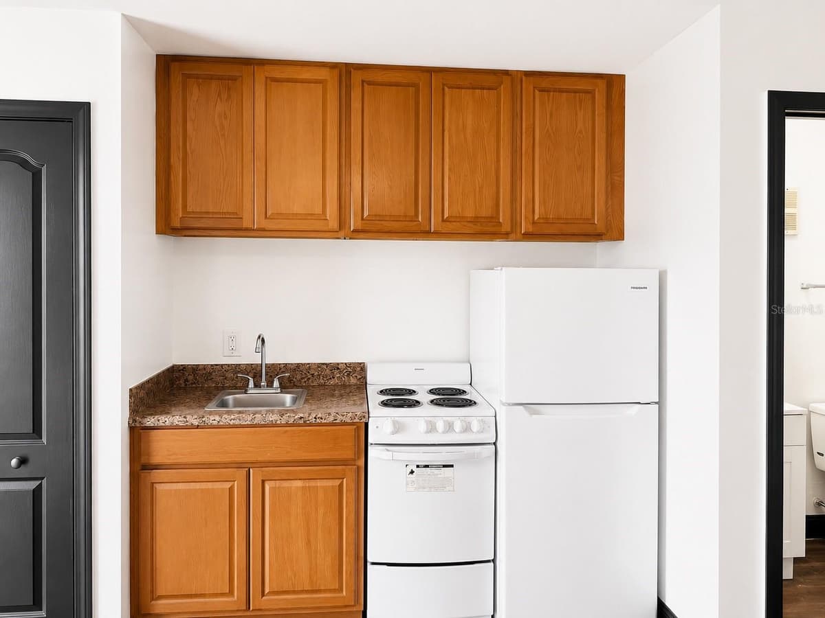 2795 L B MCLEOD ROAD — photo 4 of 9