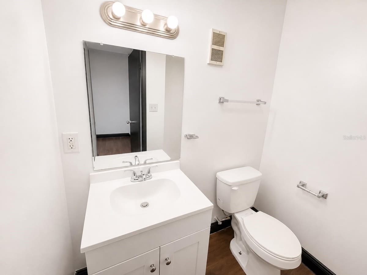 2795 L B MCLEOD ROAD — photo 7 of 9