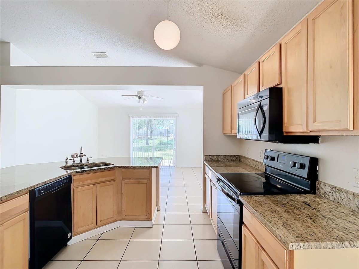 10155 LAXTON STREET — photo 7 of 36