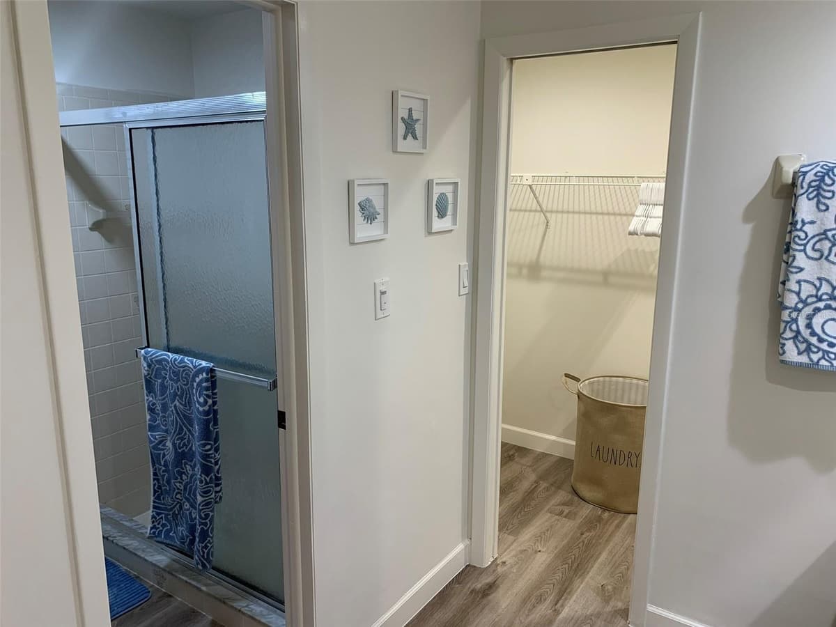 23184 GLORY AVENUE — photo 11 of 33
