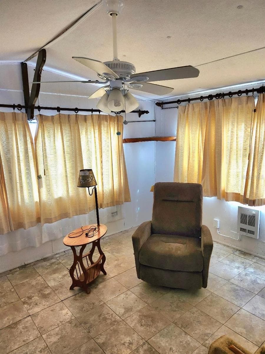 2104 OHIO AVENUE — photo 13 of 54