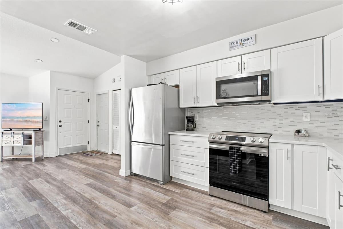 1830 WILLOW OAK DRIVE — photo 20 of 96