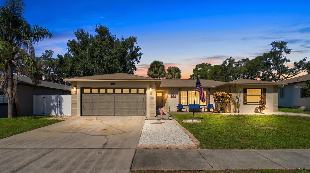 1830 WILLOW OAK DRIVE — photo 2 of 96