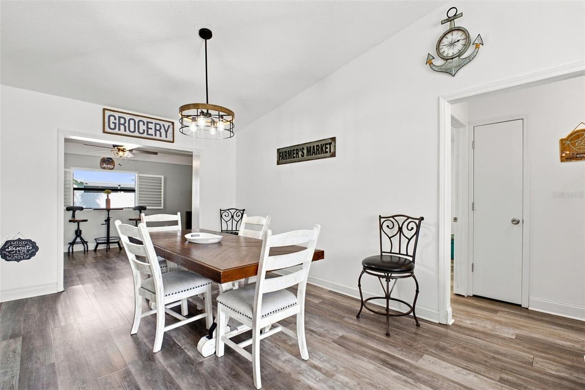1830 WILLOW OAK DRIVE — photo 25 of 96