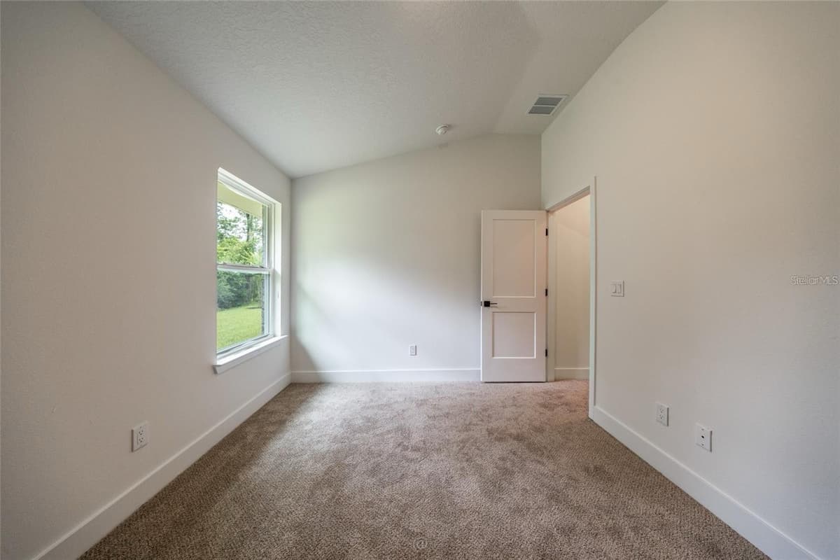 32 RYMSHAW DRIVE — photo 17 of 21