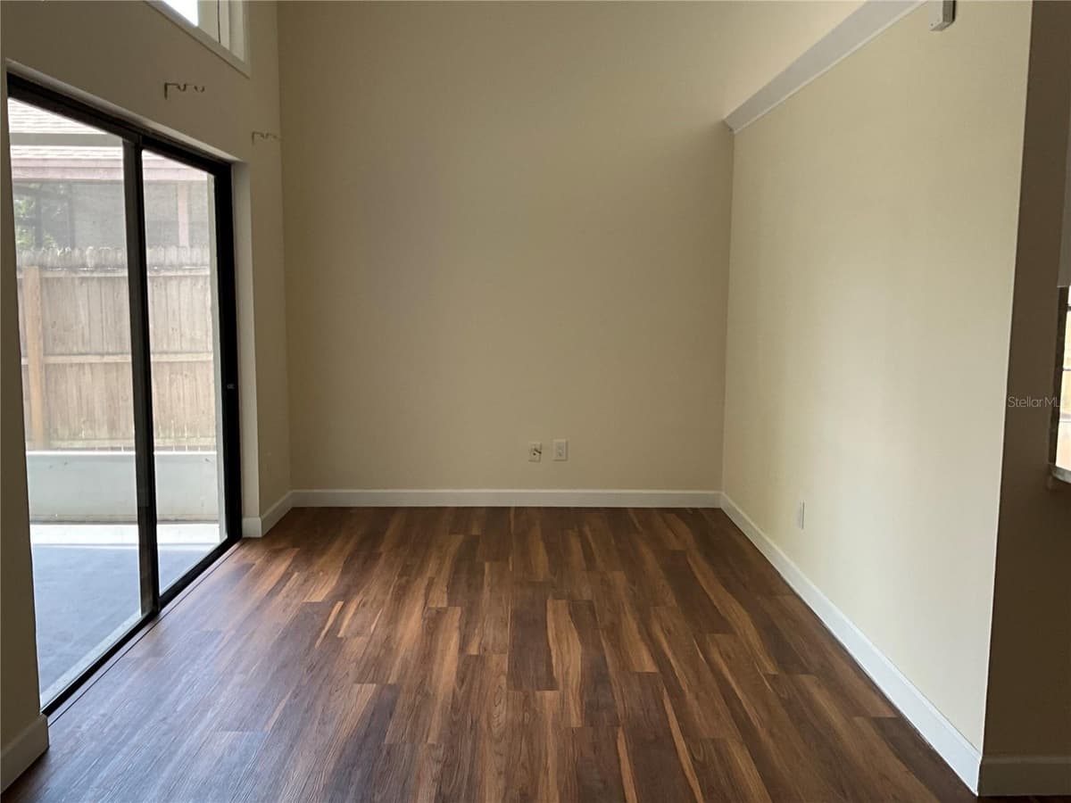 1937 MARTINA STREET — photo 15 of 24