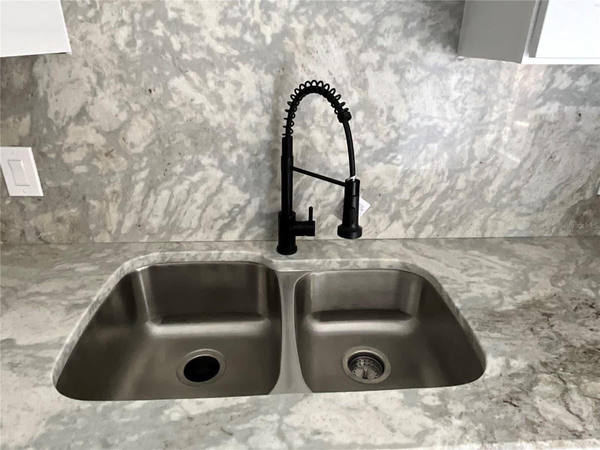 1937 MARTINA STREET — photo 12 of 24