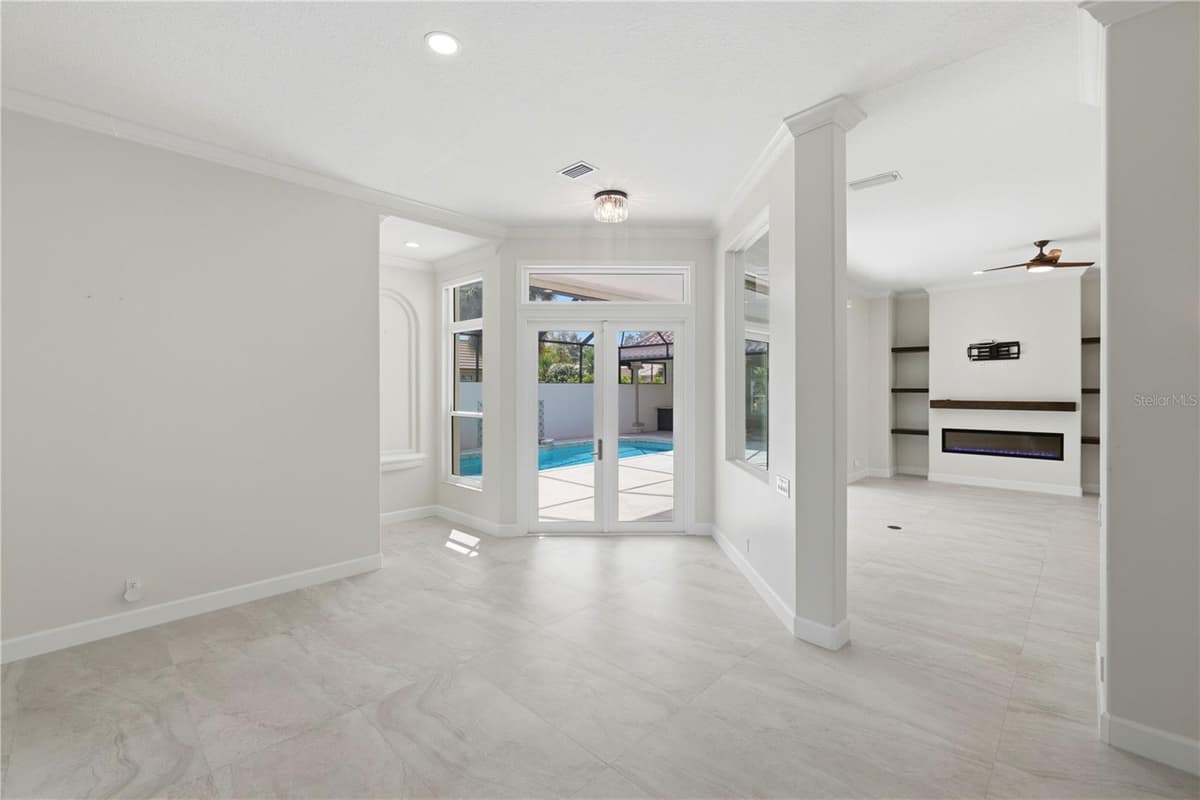 309 STONE BRIAR CREEK DRIVE — photo 15 of 78