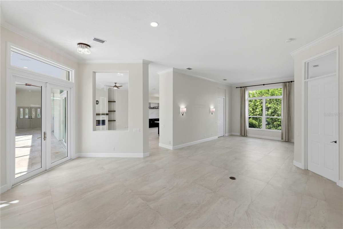 309 STONE BRIAR CREEK DRIVE — photo 16 of 78