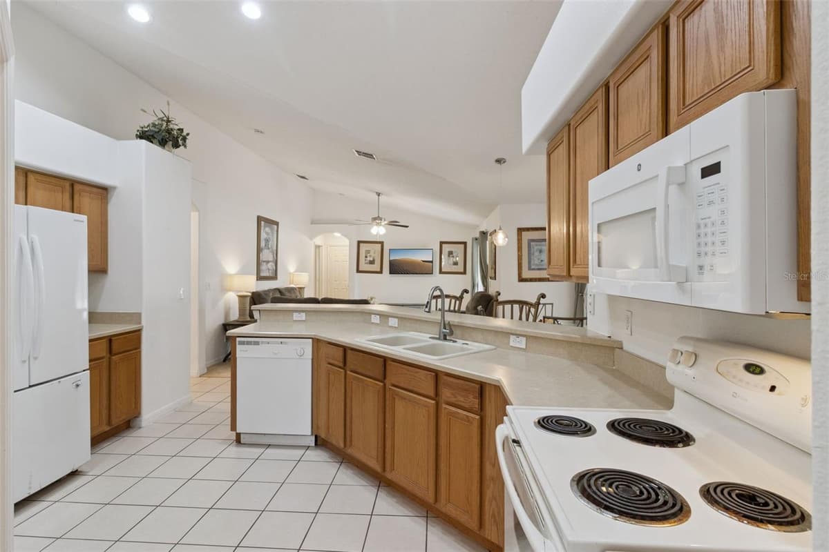 3144 IBIS HILL STREET — photo 12 of 44