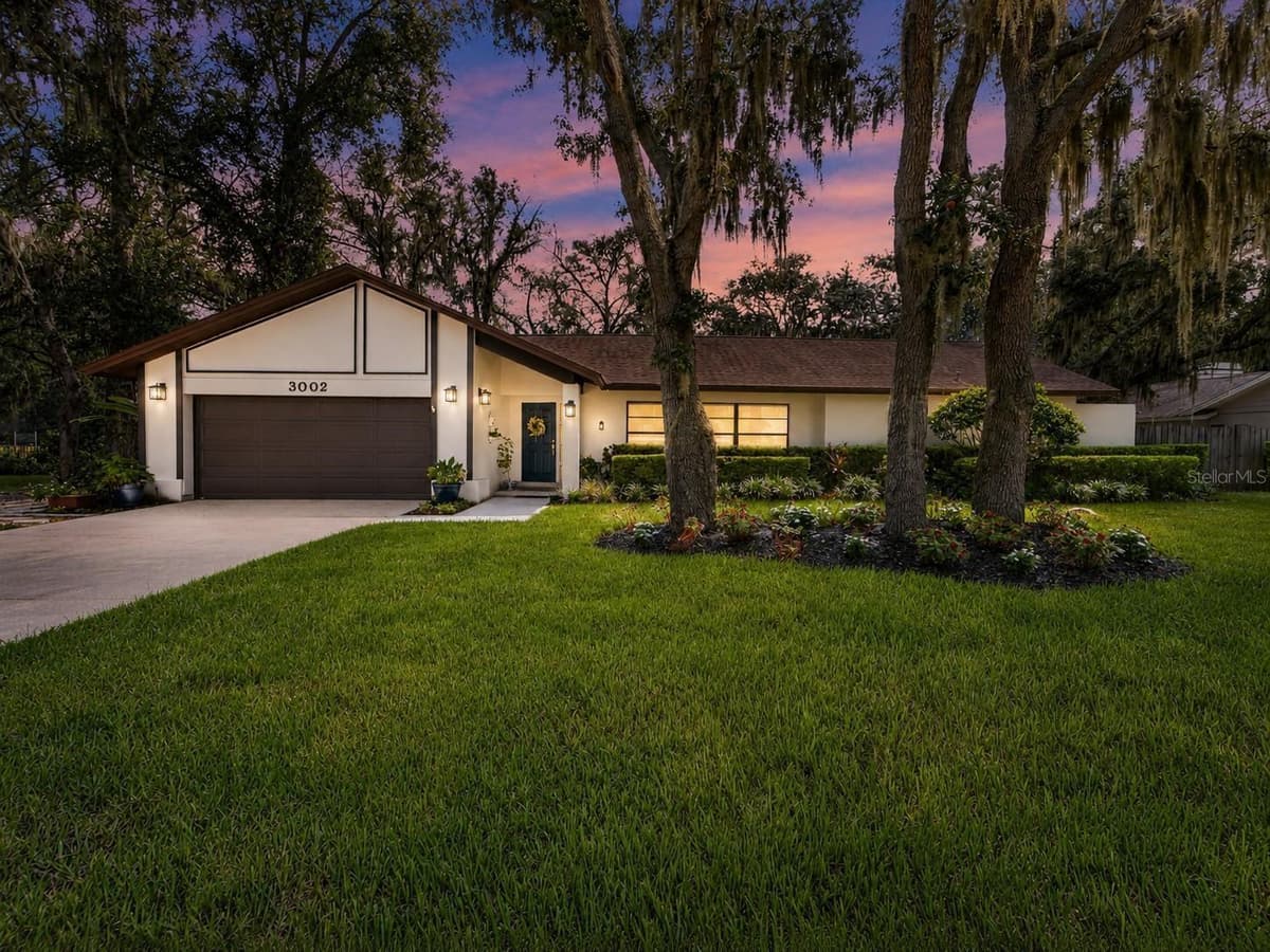 3002 WISTER CIRCLE — photo 1 of 35
