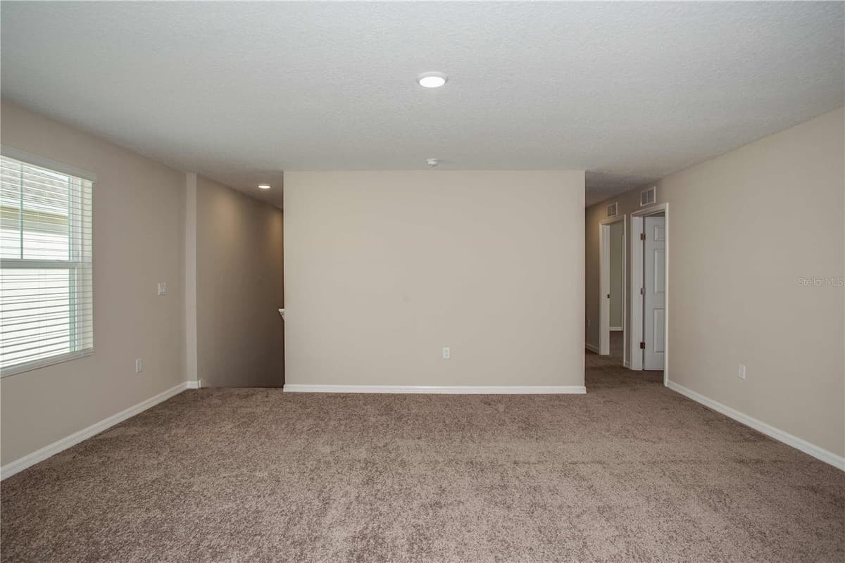 5390 SAN PIETRO DRIVE — photo 27 of 34