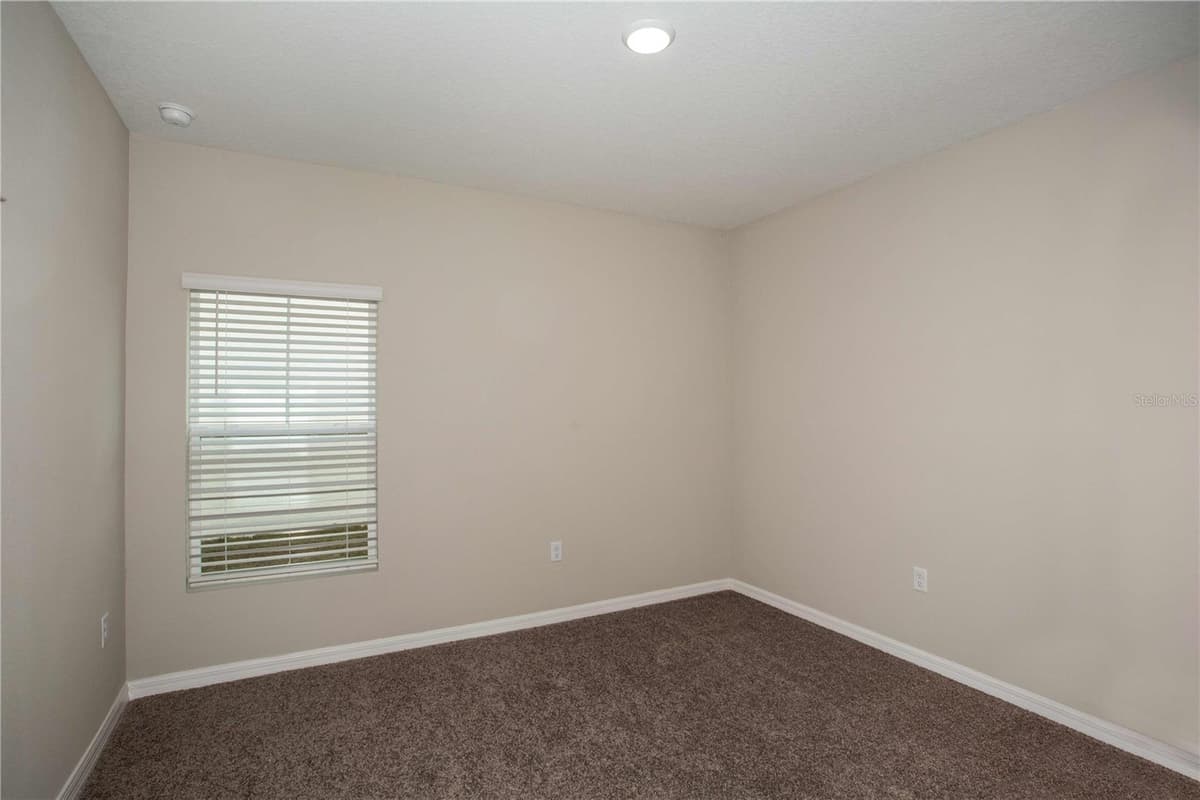 5390 SAN PIETRO DRIVE — photo 18 of 34