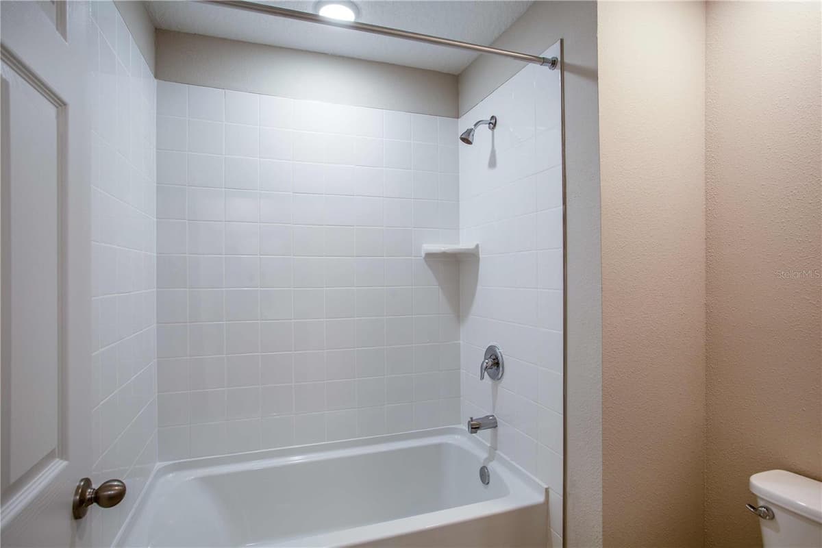 5390 SAN PIETRO DRIVE — photo 20 of 34