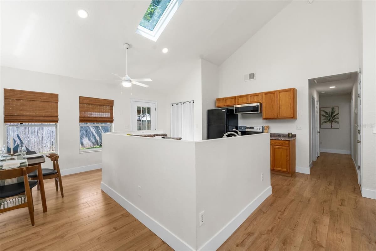 3177 9TH TERRACE — photo 7 of 26