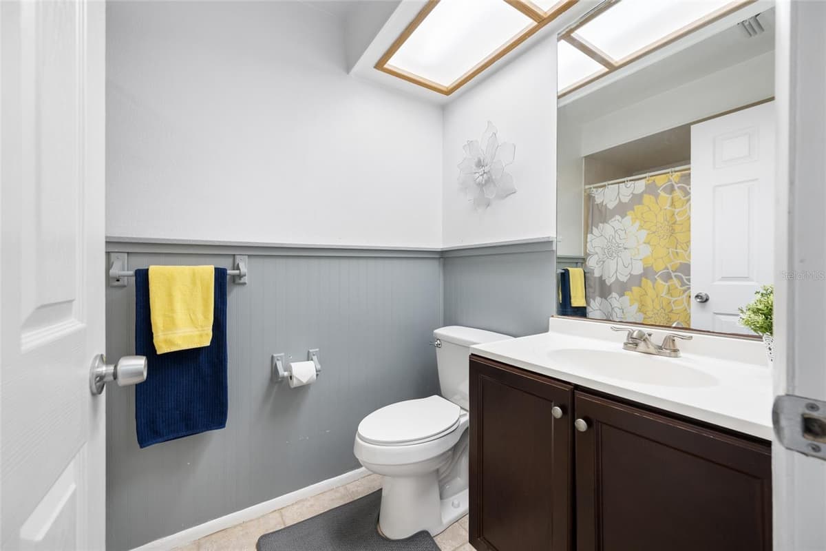 2060 SHEFFIELD COURT — photo 21 of 47