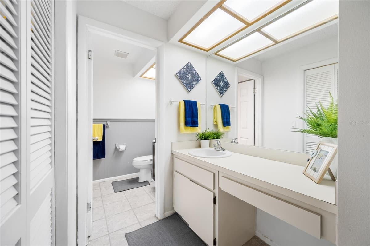 2060 SHEFFIELD COURT — photo 19 of 47