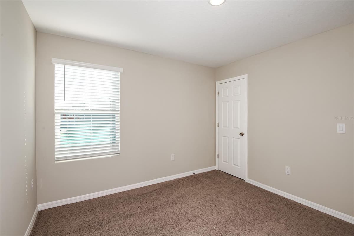 1589 SAGE AVENUE — photo 20 of 32