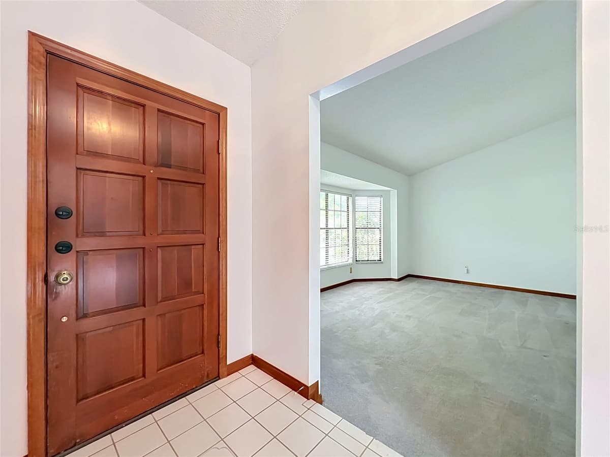 1532 SACKETT CIRCLE — photo 14 of 78