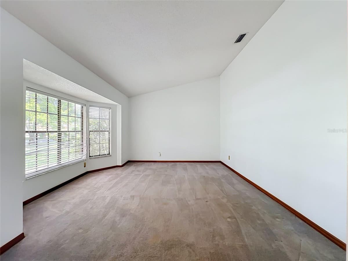 1532 SACKETT CIRCLE — photo 15 of 78