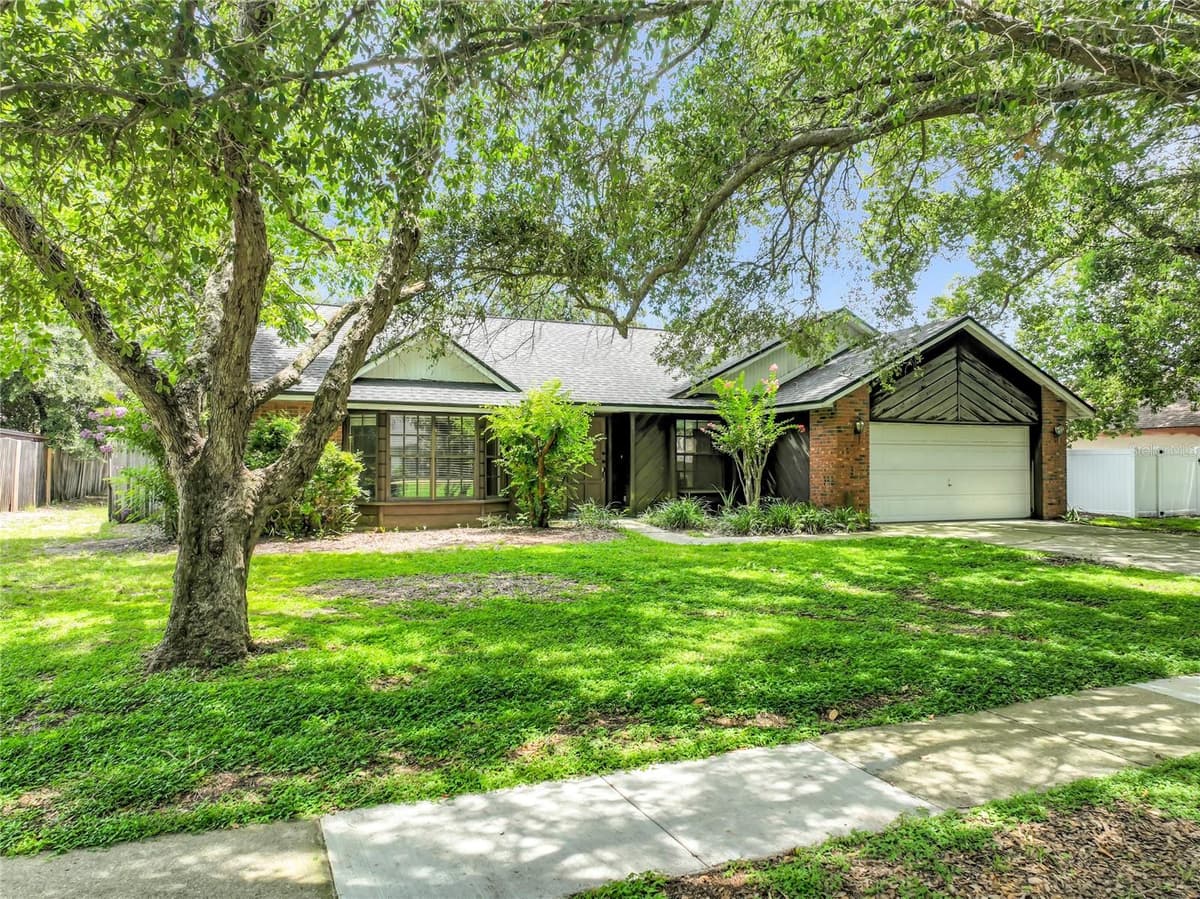 1532 SACKETT CIRCLE — photo 4 of 78
