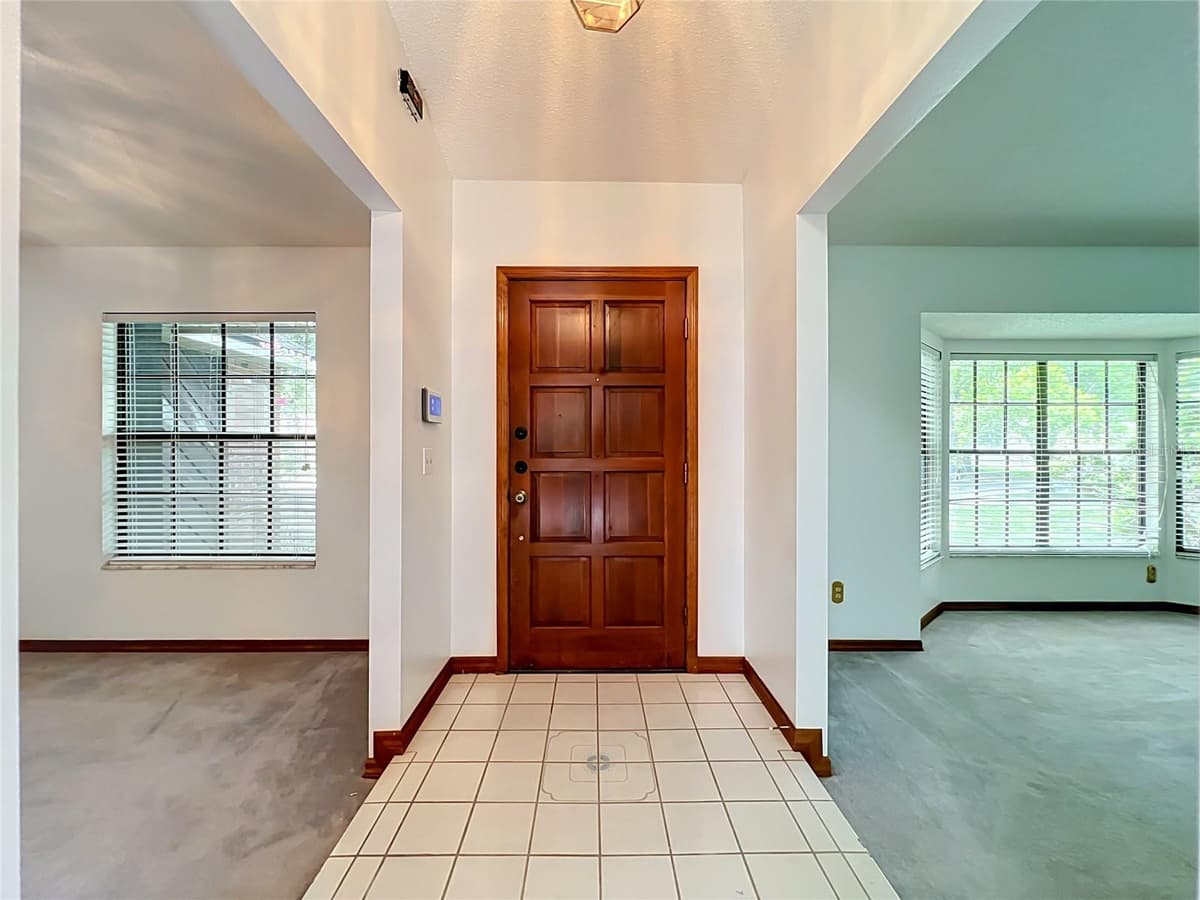 1532 SACKETT CIRCLE — photo 13 of 78