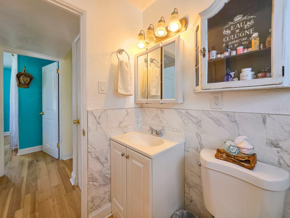 926 FERNALD STREET — photo 30 of 57