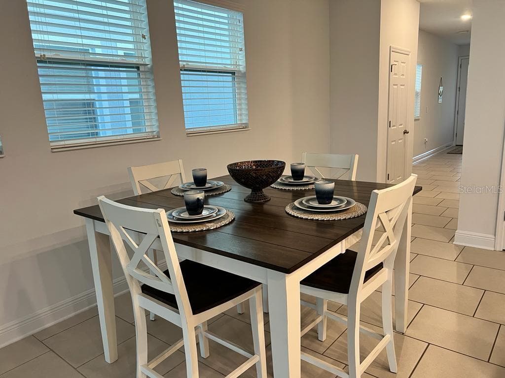 6103 VOYAGERS PLACE — photo 5 of 13