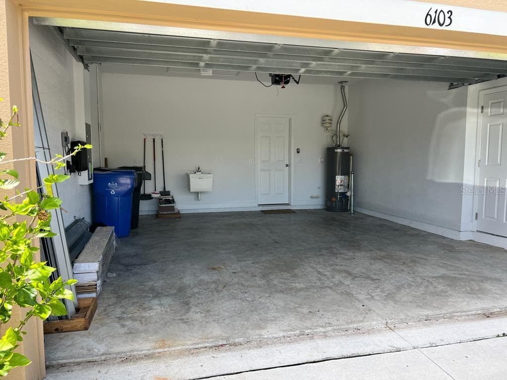 6103 VOYAGERS PLACE — photo 12 of 13